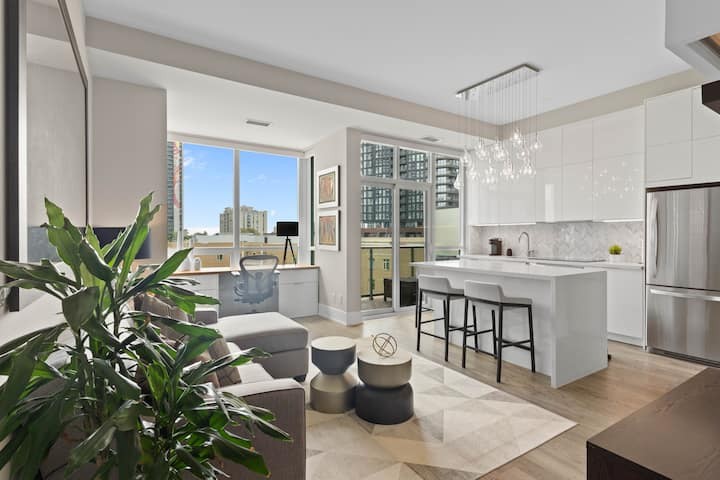 Perfect 2Bed Lux Loft | Toronto | Downtown | Patio