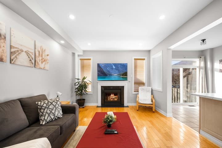 100% Private – 3Br Calm Area – Ample Parking