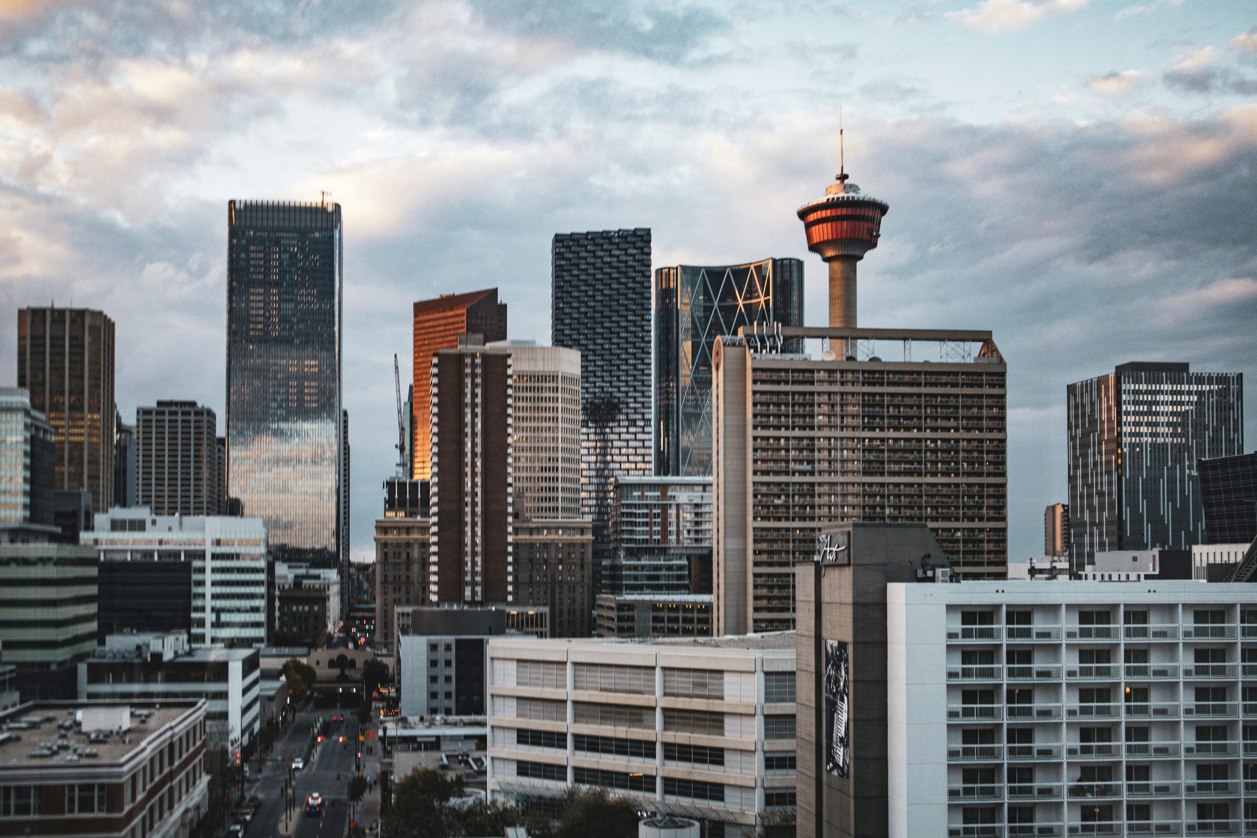 Calgary-Airbnb-Casa-Co-Host