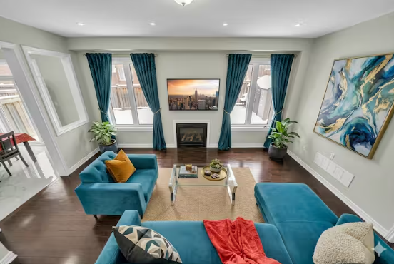 Sun-Drenched & Airy Home~Sleeps 12~Families&Groups