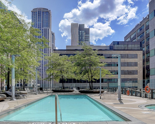 Bay-Cloverhill Airbnb Management | Casa Co-Host Toronto